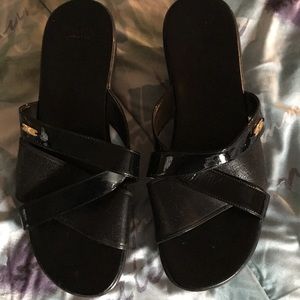EUC - Cole Haan black slides